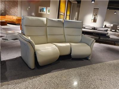 Lederland ROTTERDAM Showroommodel Homerus 3 zitsbank met 2 elec, Relax.